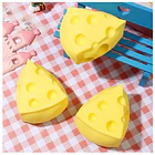 Juguete Antiestrés Squishy Queso Cheddar Blandito Sensorial CF 5