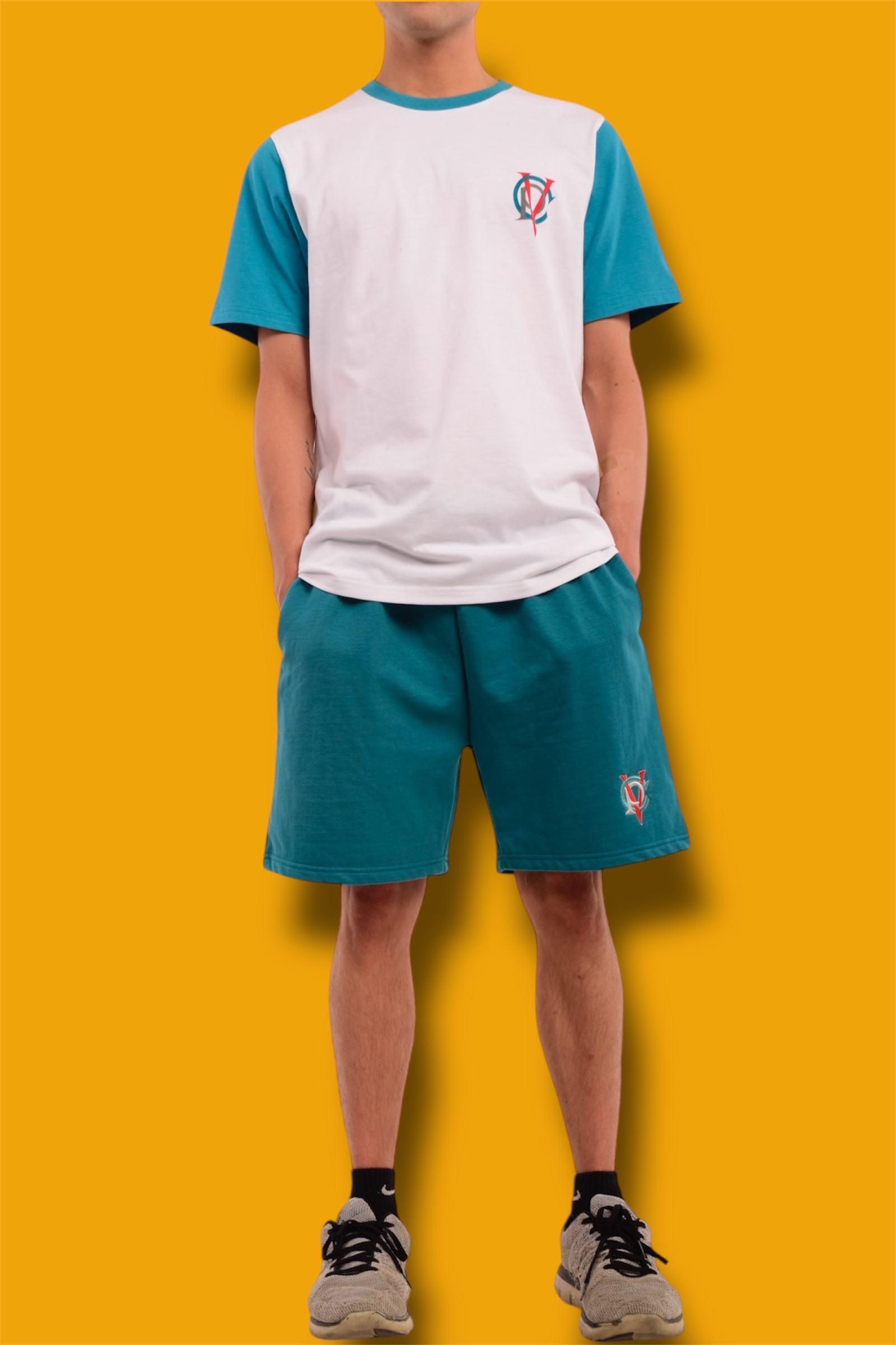 Polera Buzo M/C Niño (10 - 16)