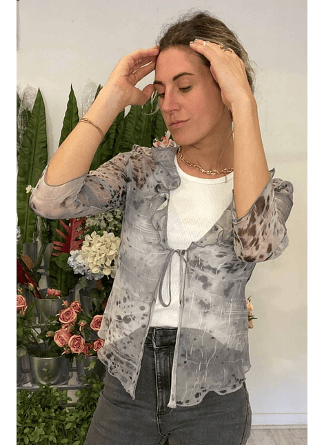 Kimono Corto Traslucido Gris Tye Dye Victoria M. Ortiz