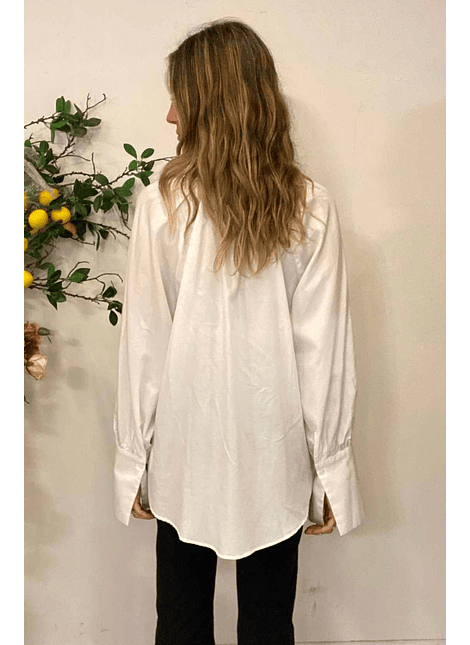 Blusa Blanca Cuello en V Oversize