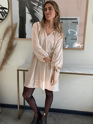 Vestido Satinado Rosado Claro / Beige Talla M Jacinta Tienda Con Etiqueta