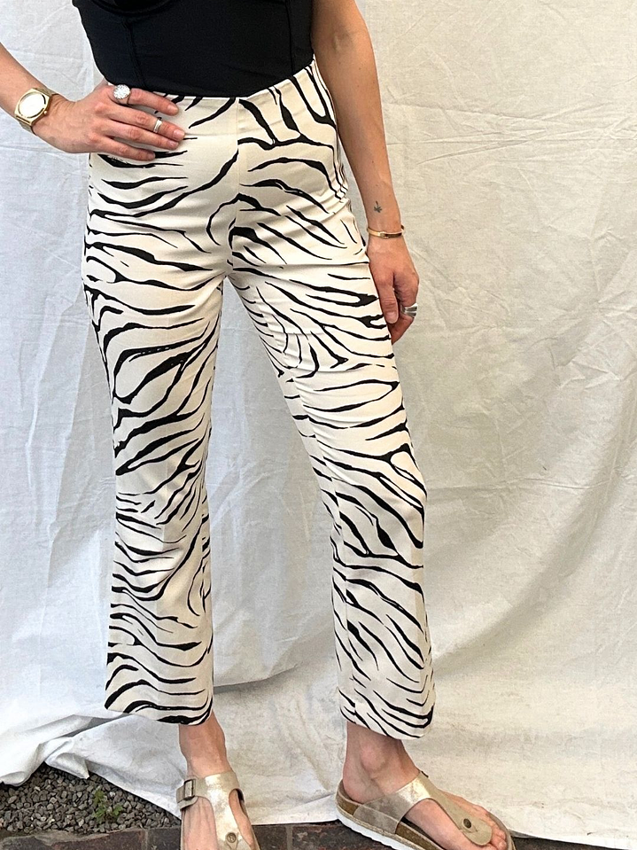 Pantalones Blancos Cebra Flare Talla 34 Zara 3