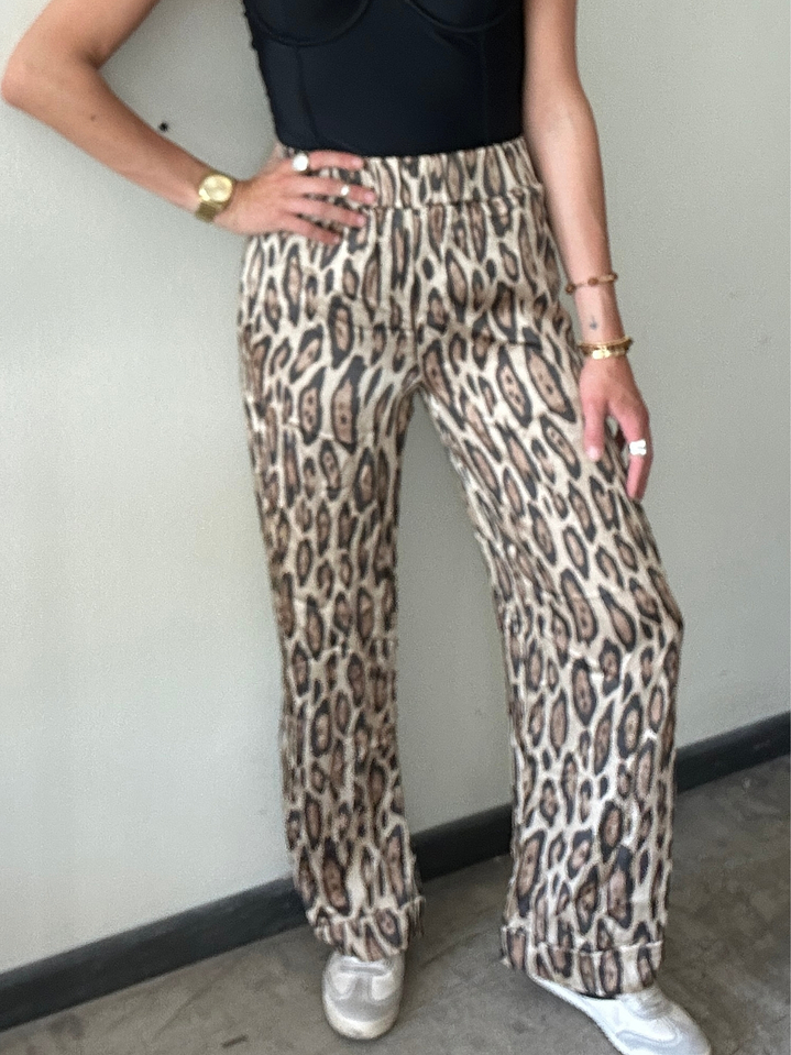 Pantalones Sueltos Satinados Cheeta Con Etiqueta Talla S /36 University Club 1