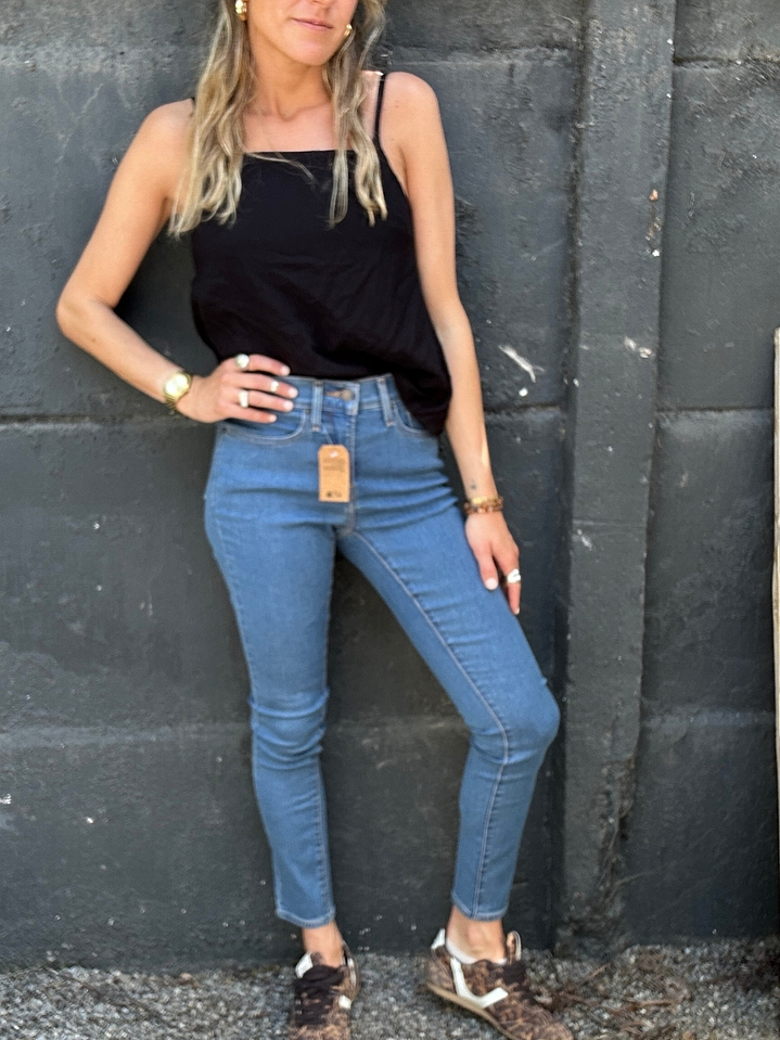 Pantalones Jeans Pitillos Talla 36 Levi Con Etiqueta 1