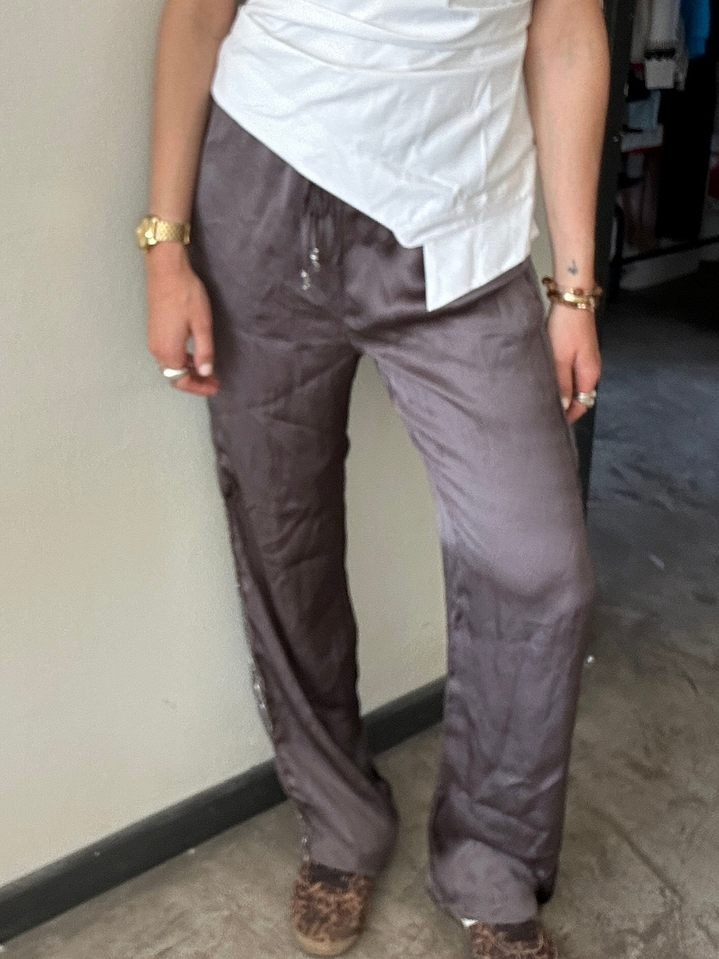 Pantalones Satinados Gris Franjas Laterales de mostacillas Talla S Zara 3