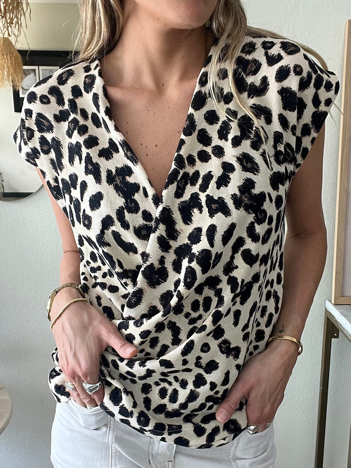 Polera Escote Cruzado Cheeta Talla M Zara 4