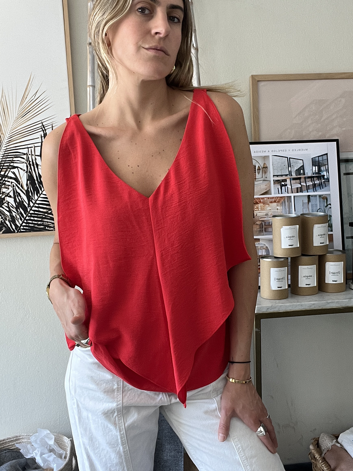 Polera Roja Cuello en V Vuelo Talla L ASH 1