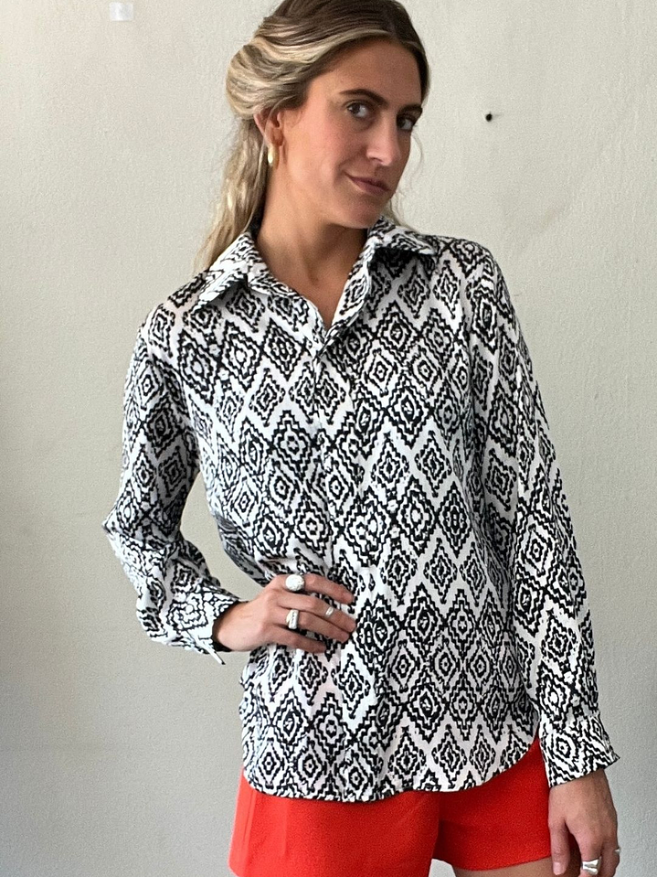 Blusa Black And White Diseños Satinada Talla S Zara 1