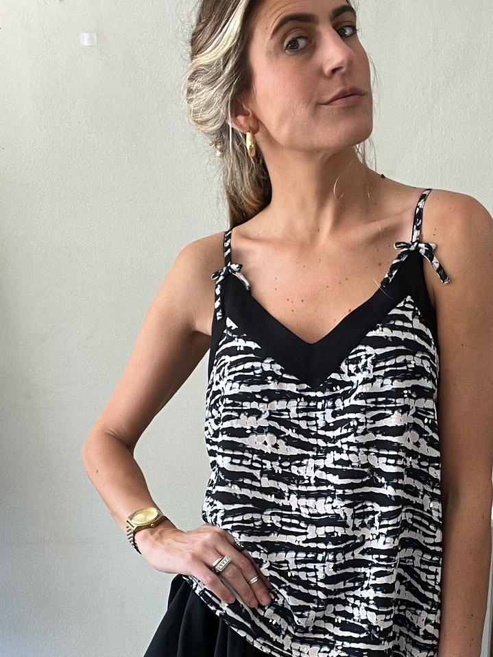 Polera Tirita Estampado Print Talla 40 ASH 4