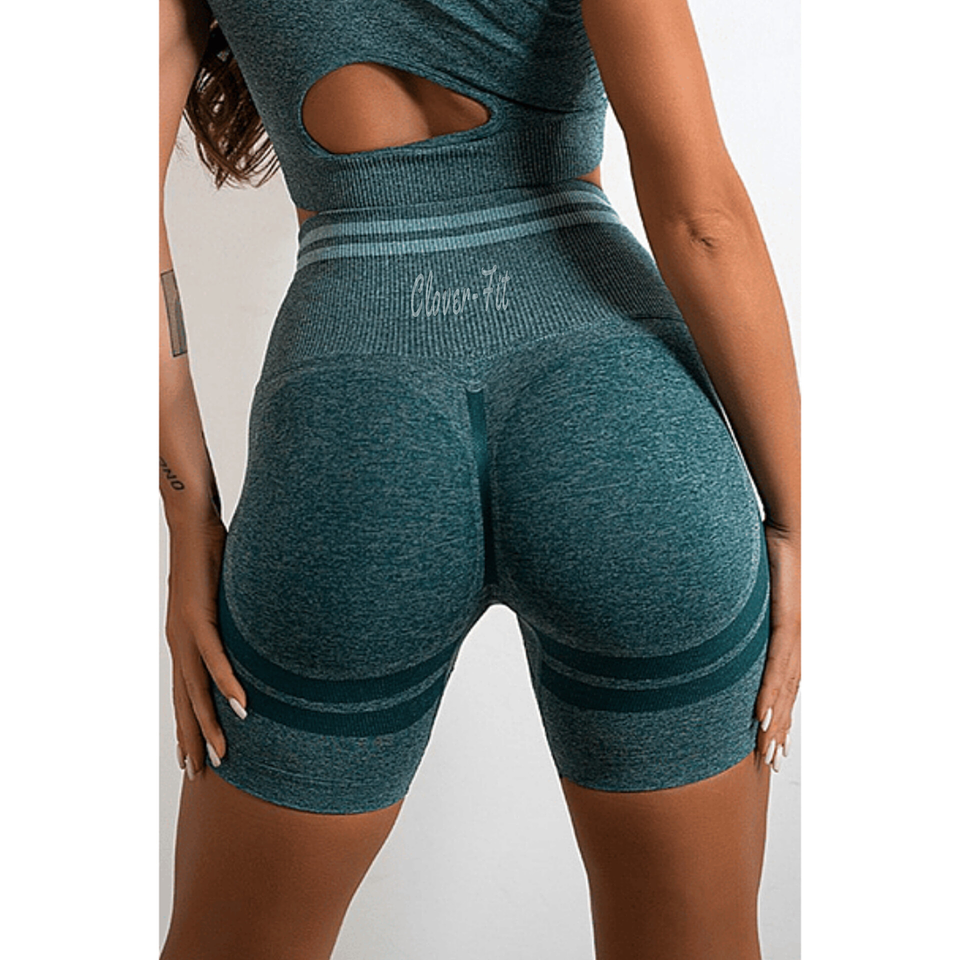 Ivanna - biker con scrunch (Línea gruesa)  1