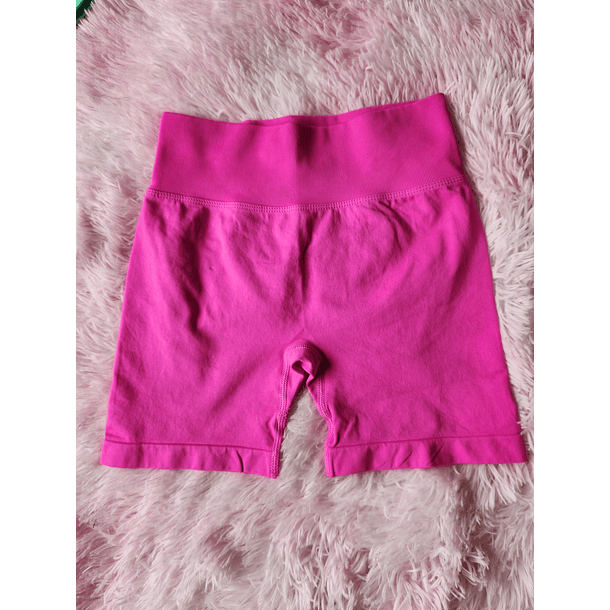 Cross - short deportivo con scrunch 11