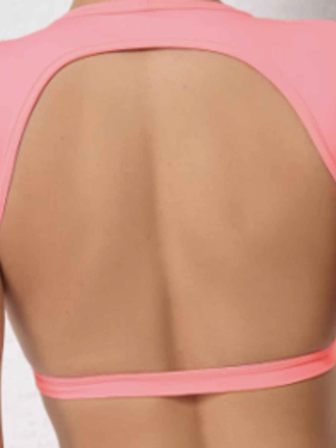 Circle - Top crop con apertura en espalda (sin copas) 1