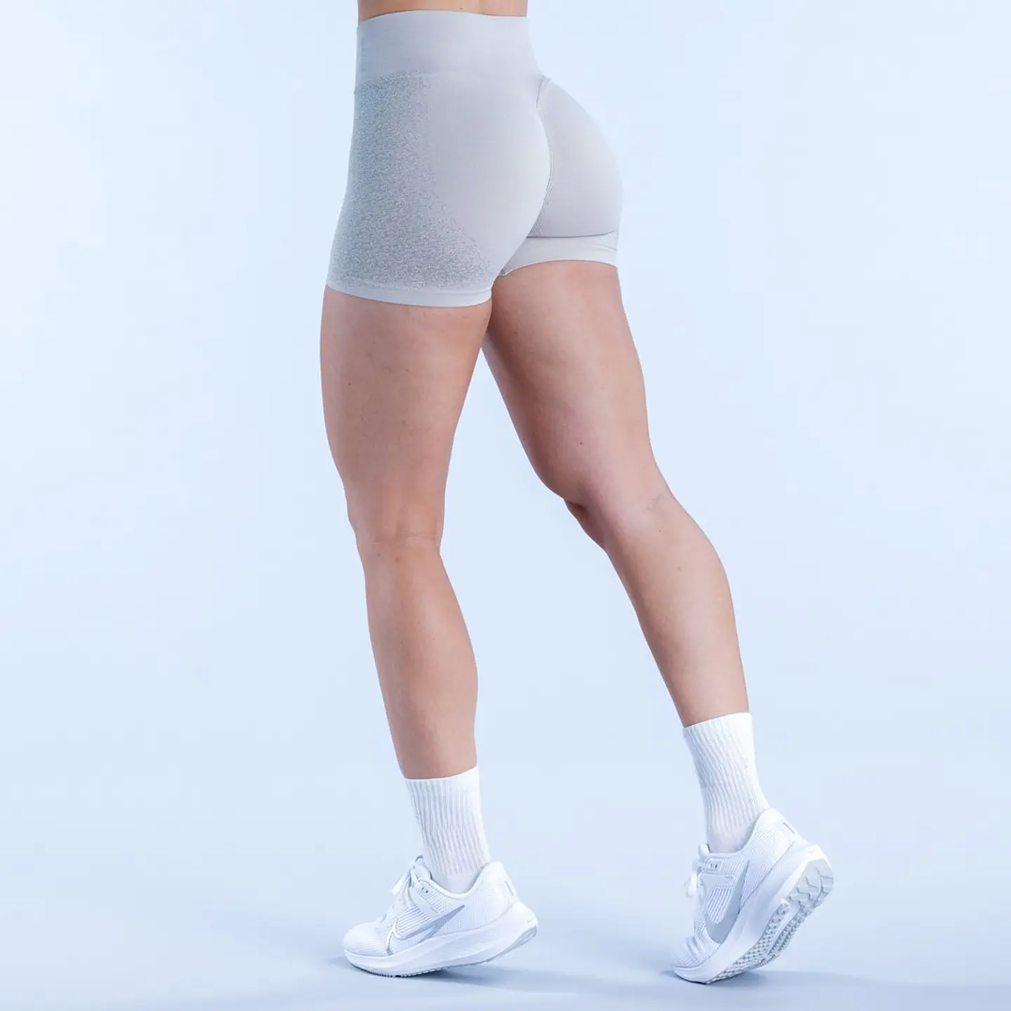 Zafiro - short con scrunch 18