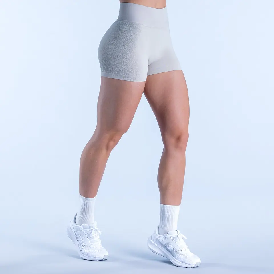 Zafiro - short con scrunch 17