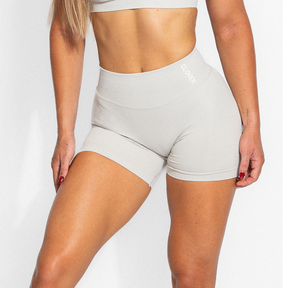 Peach - Short cortos con scrunch  35