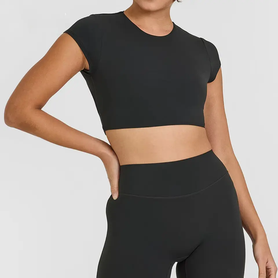 Motion - Top manga corta apertura circular 2