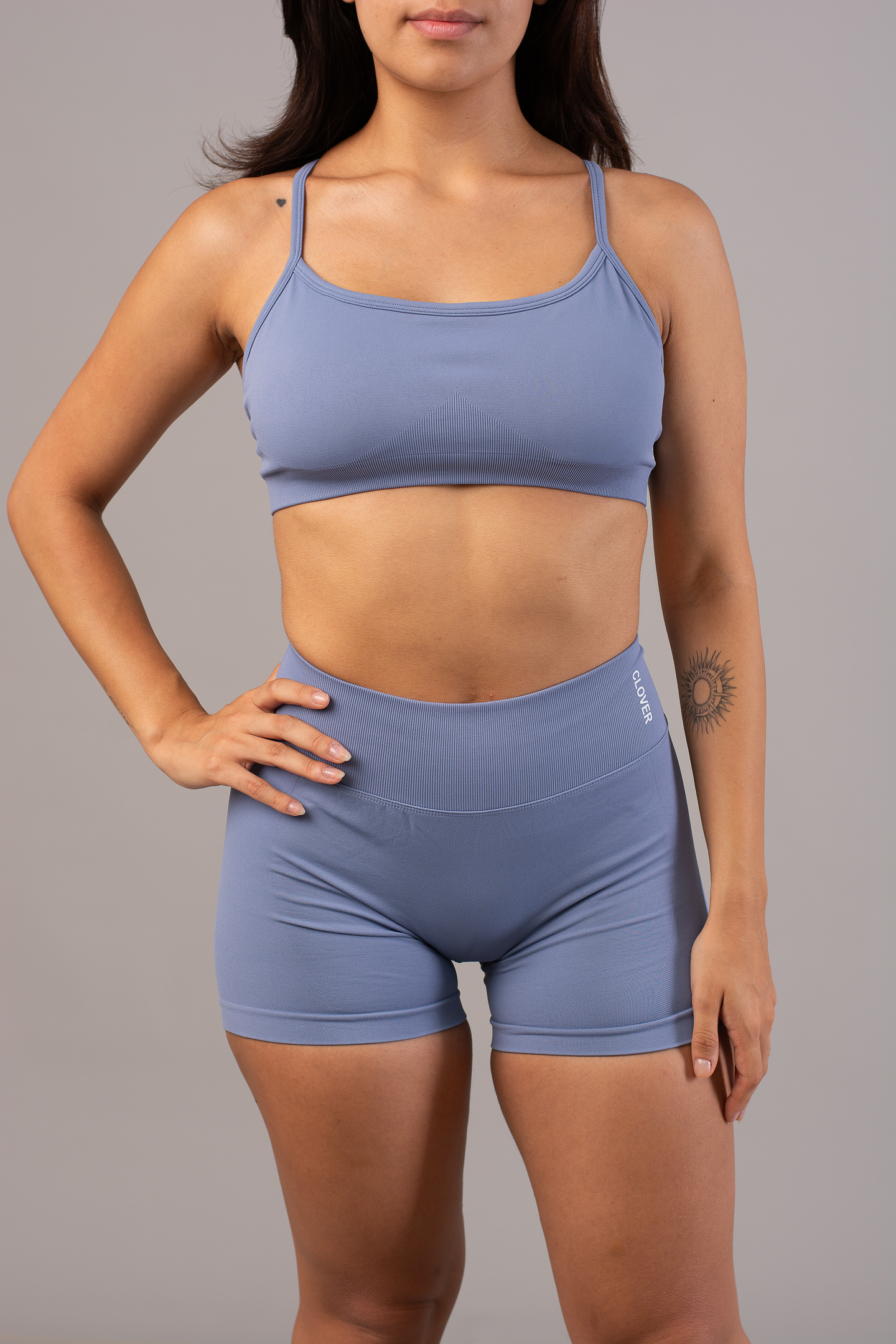 Peach - Short corte en V 8