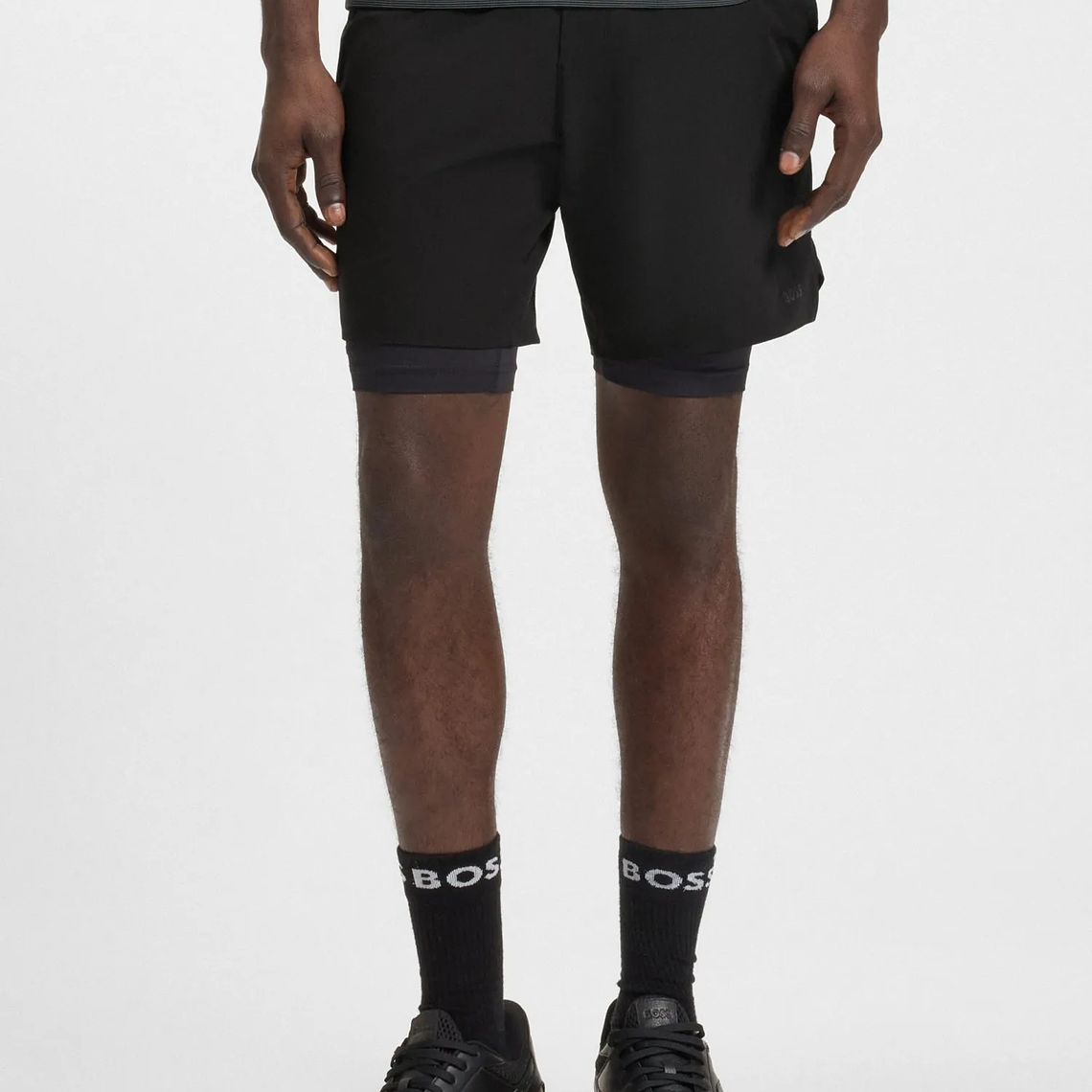 SHORTS DEPORTIVOS DE DOBLE CAPA EN TEJIDO DE SECADO RÁPIDO SHORTS HOMBRE 4