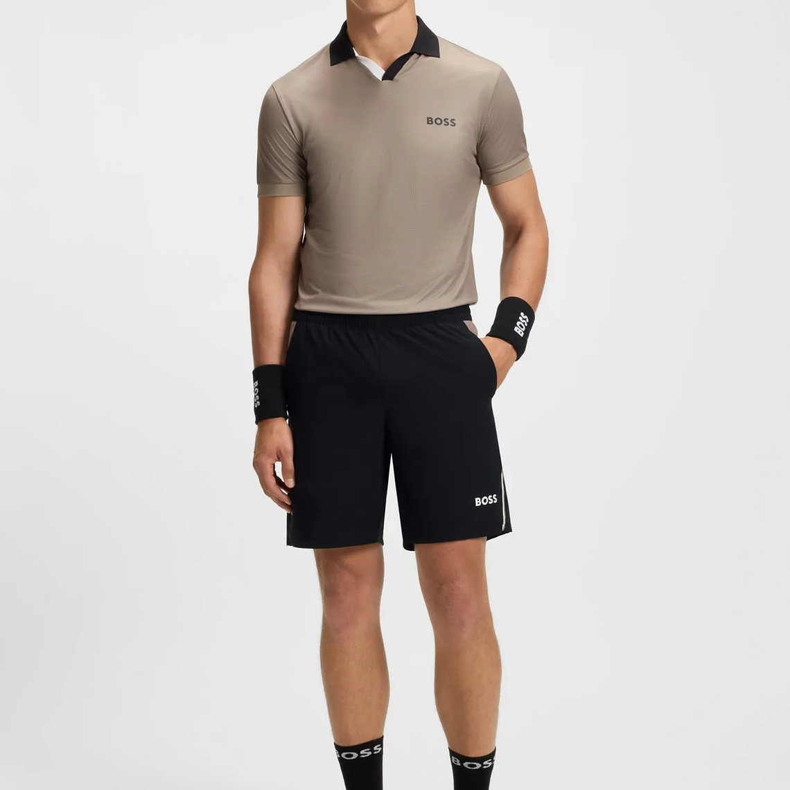 SHORTS DEPORTIVOS DE TENIS EN TEJIDO ELÁSTICO CON CONTROL DE LA HUMEDAD SHORTS REGULAR FIT HOMBRE 1