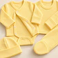 Ajuar Primer Abrazo | 4 Piezas con Mitones Integrados Amarillo - Miniatura 3