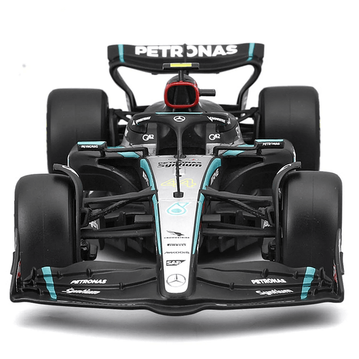 Réplica Fórmula 1 Mercerdes W15 Hamilton Escala 1/24 6