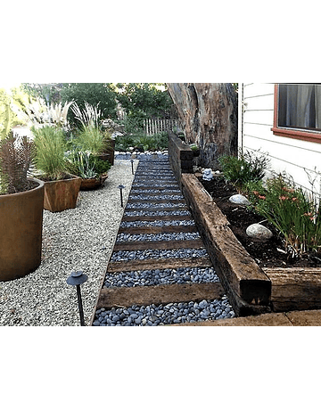 Durmientes de Madera para Jardín y Construcción – Entrega en Lo Barnechea o despacho.