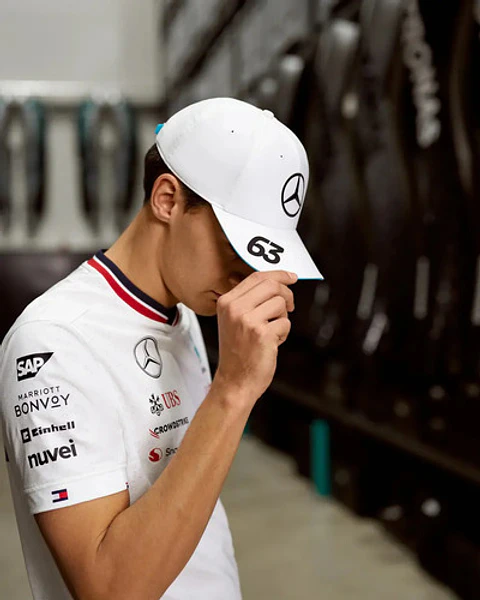 Gorro Mercedes F1 George Russell Blanca Oficial Gorra