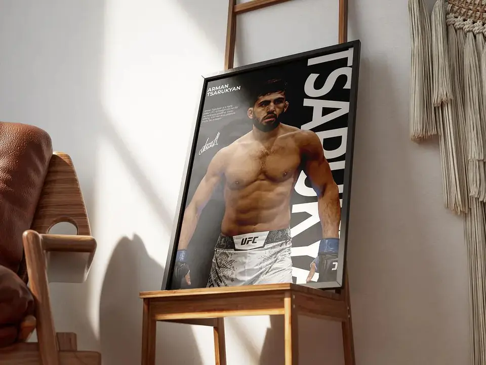 Cuadro Ufc Arman Tsarukyan Peso Ligero Mma + Marco Negro 3