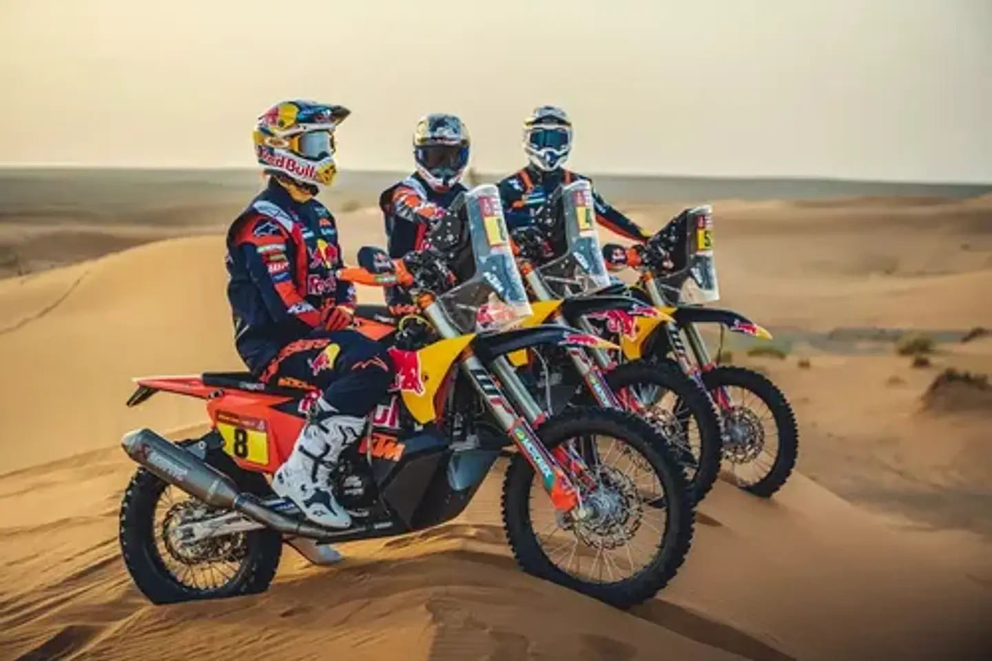 Jockey Oficial Teamline De Red Bull Ktm Gorro Team New Era 3