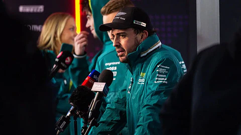 Gorro Fernando Alonso Aston Martin Boss 2024 Oficial Vegas