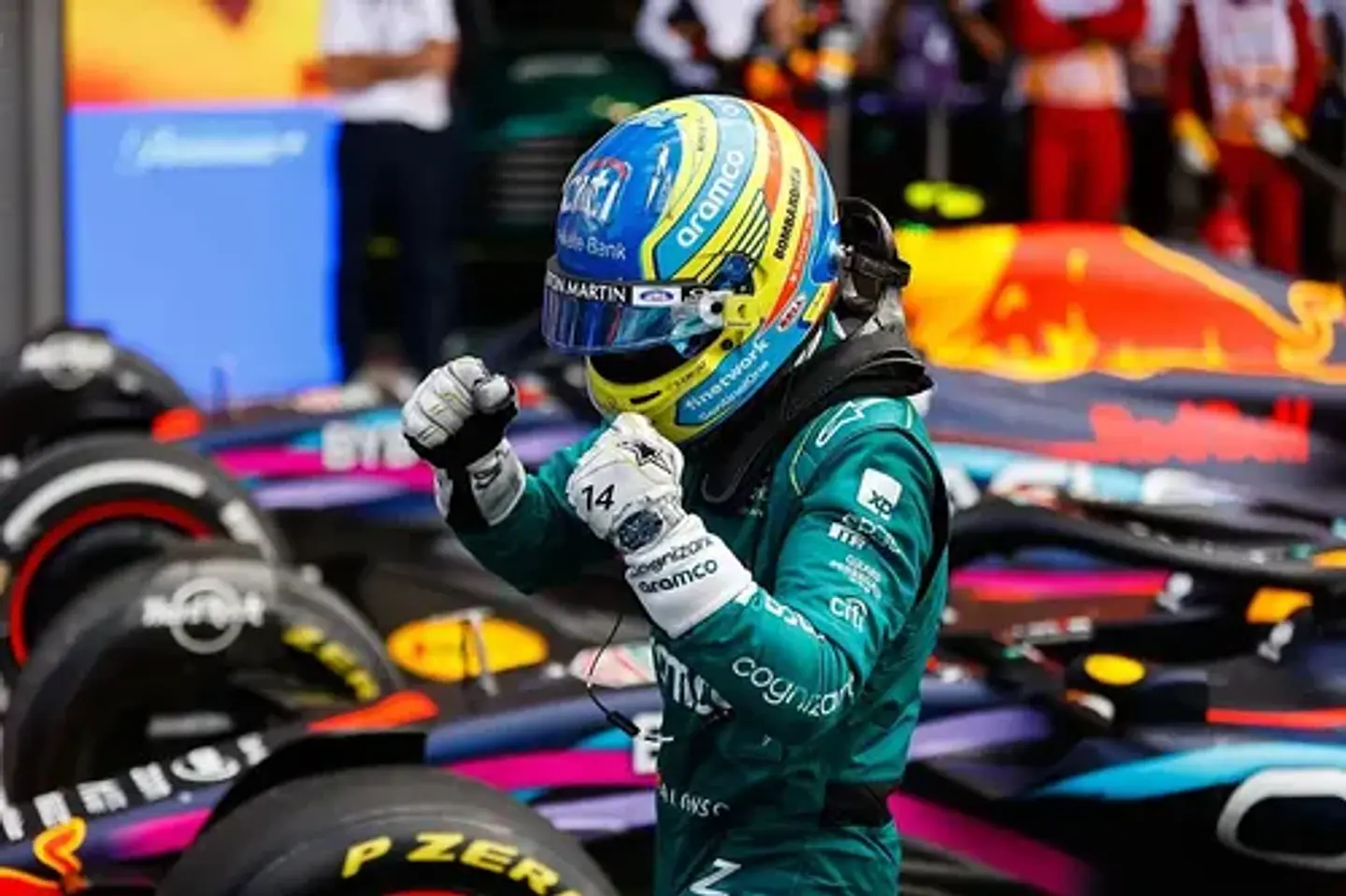 Gorro Fernando Alonso Aston Martin Boss 2024 Oficial Vegas 11