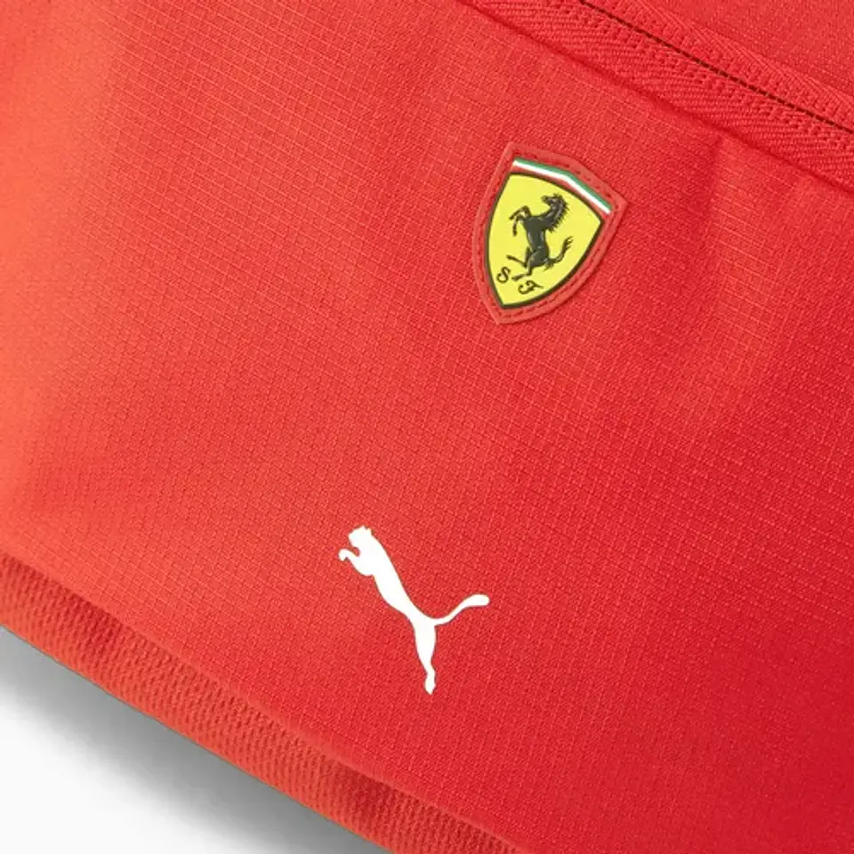Banano Ferrari Negro 2lts Diseño De La Tela Lisa Liso 3