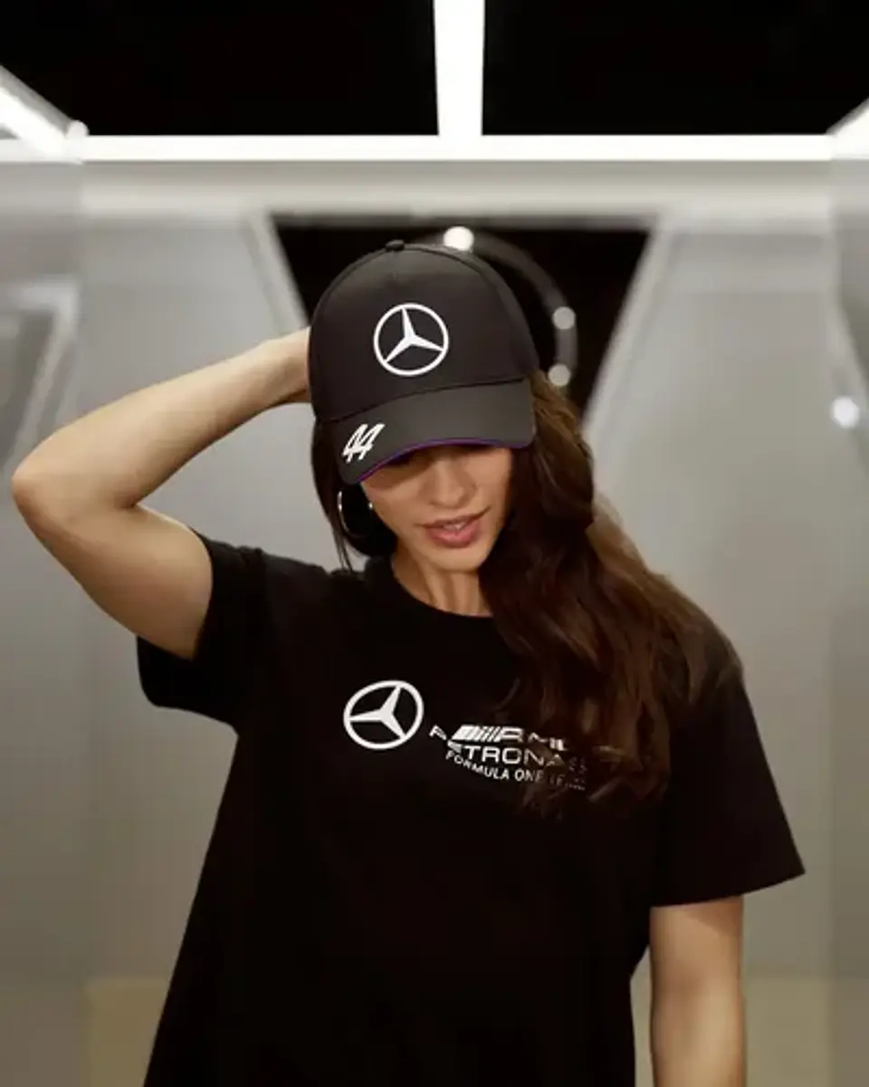 Gorro Mercedes Benz Lh 44 Negro Malla Oficial 7