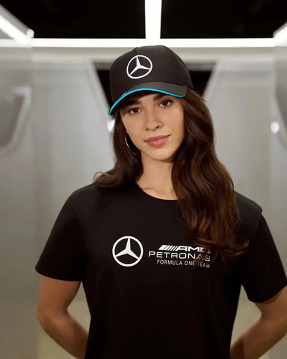 Jockey Mercedes F1 George Russell Negro Oficial Gorro 8