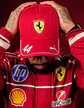 Gorro Ferrari F1 Lewis Hamilton 44 2025 Formula 1 - Miniatura 7