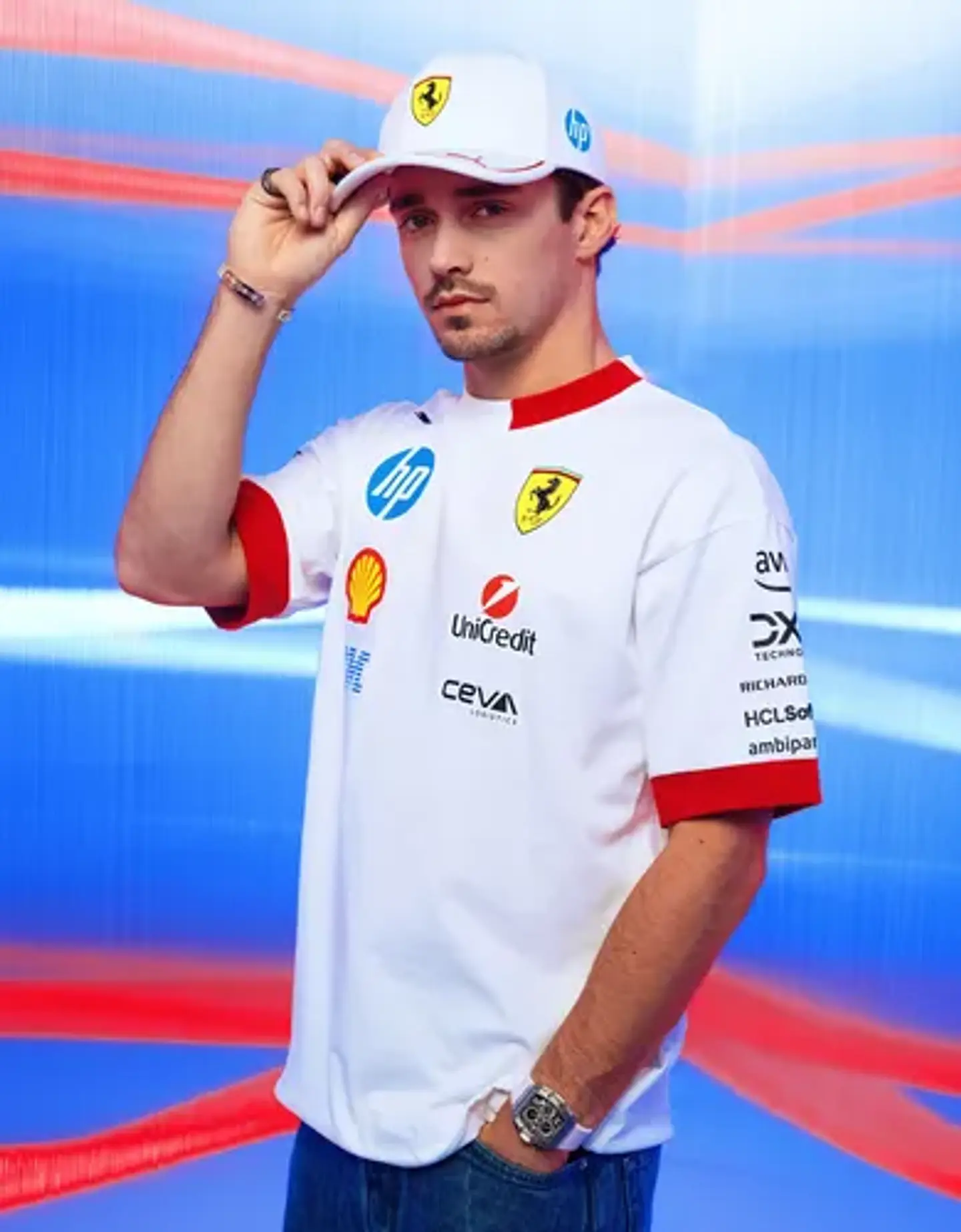 Gorra Scuderia Ferrari Charles Leclerc 16 Fórmula 1 2025 9