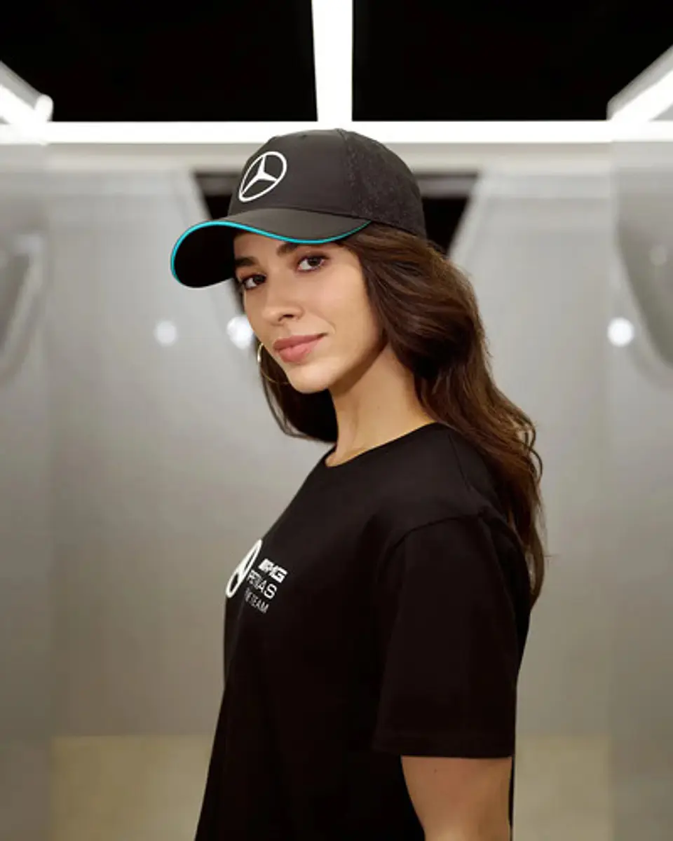 Gorro Mercedes Benz F1 Team Oficial Negro 2024 Oficial 6