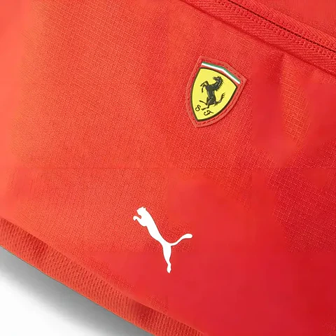 Banano Ferrari Negro 2lts Diseño De La Tela Lisa Liso