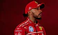 Jockey Scuderia Ferrari Lewis Hamilton 44 Tifosi Fórmula 1 - Miniatura 5
