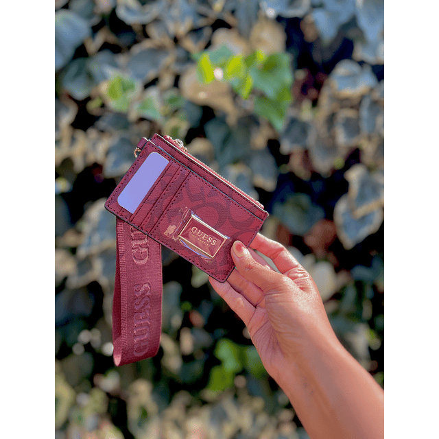 Tarjetero Monedero Guess
