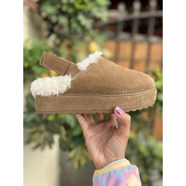 Steve Madden Mellow Faux Fur Cognac Suede