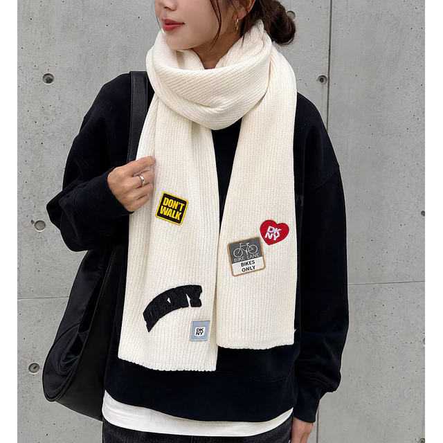 Bufanda Blanca DKNY
