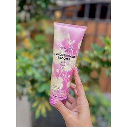 Loción Sundrenched Blooms