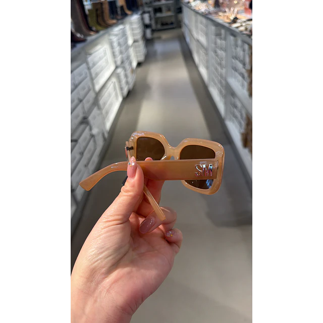 Lentes de Sol Margia Milky Tan Steve Madden