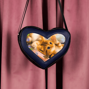 Bolso Corazón Pequeño en Azul Texturado Y Negro con Imagen 3D