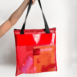 Totebag Malla Roja detalles charol