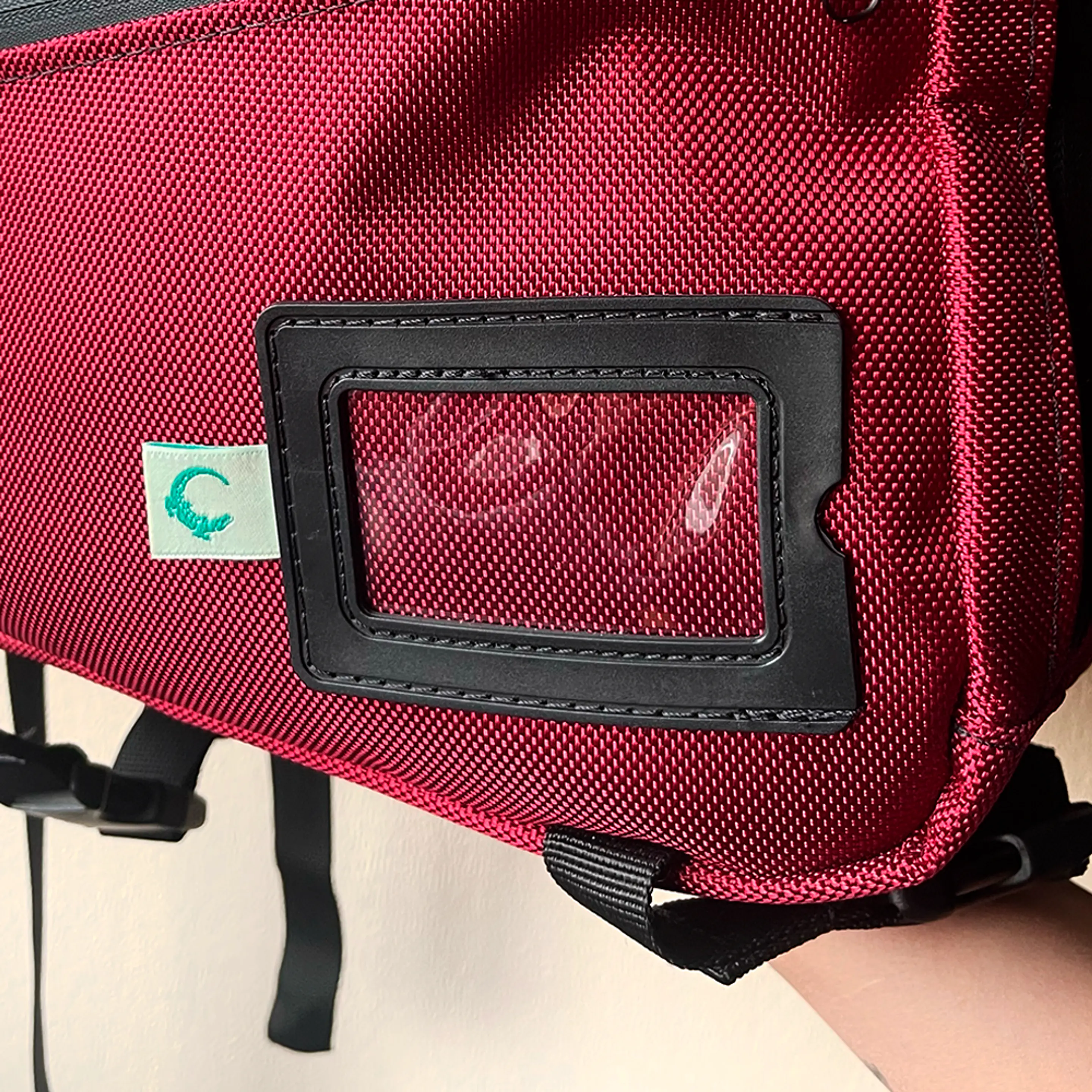 Mochila Holden Cabina Burdeo 3