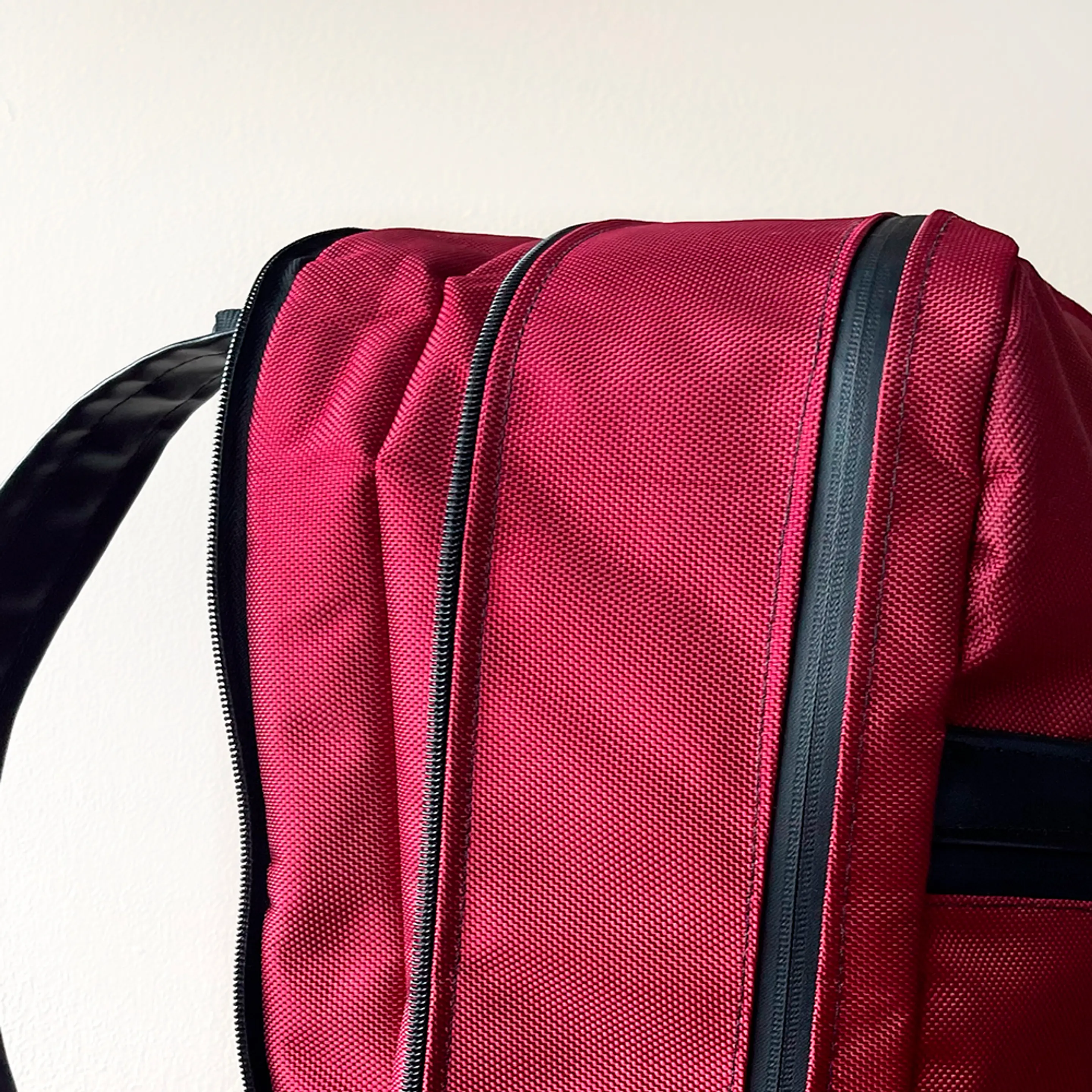 Mochila Holden Cabina Burdeo 5