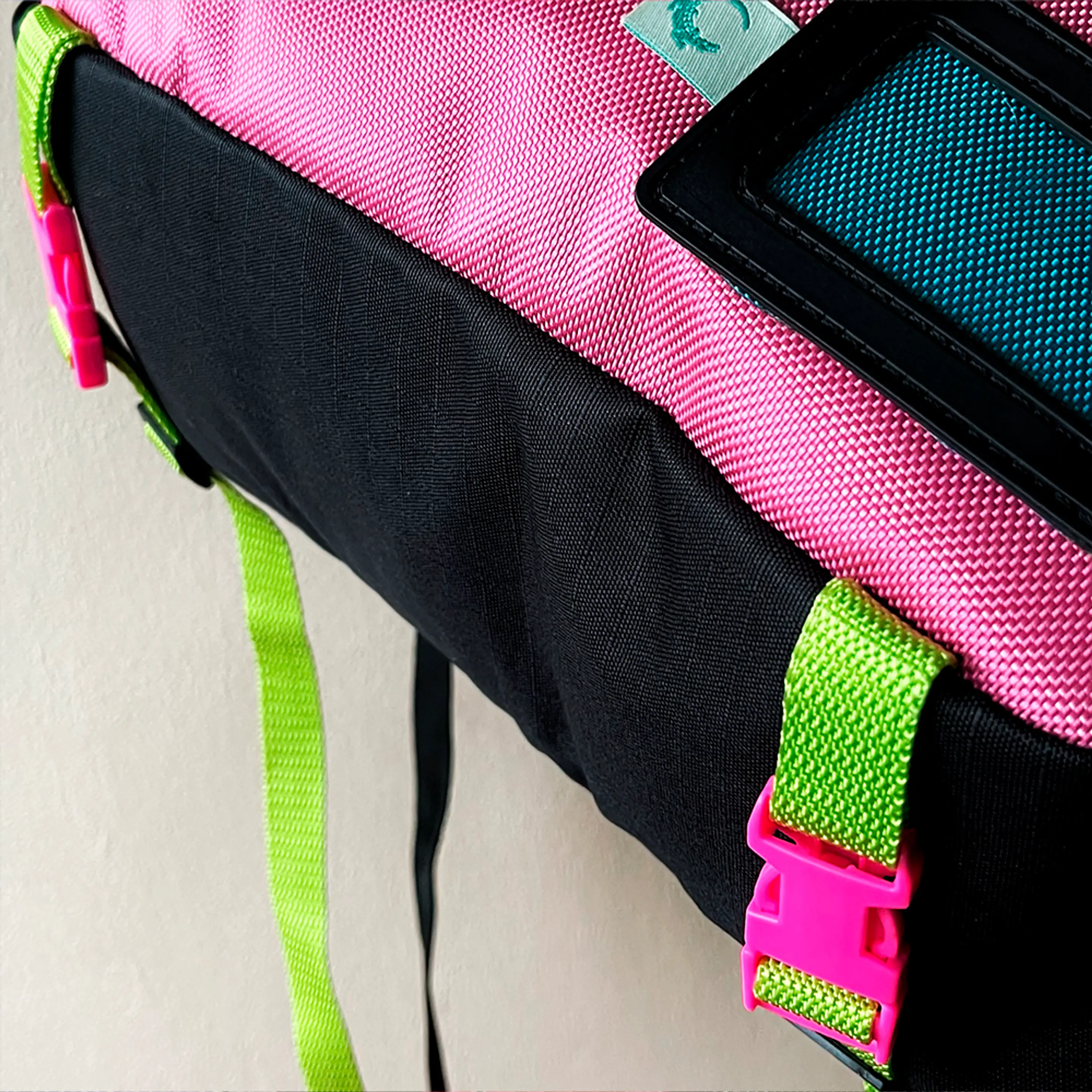 Mochila Holden Cabina Lila 12