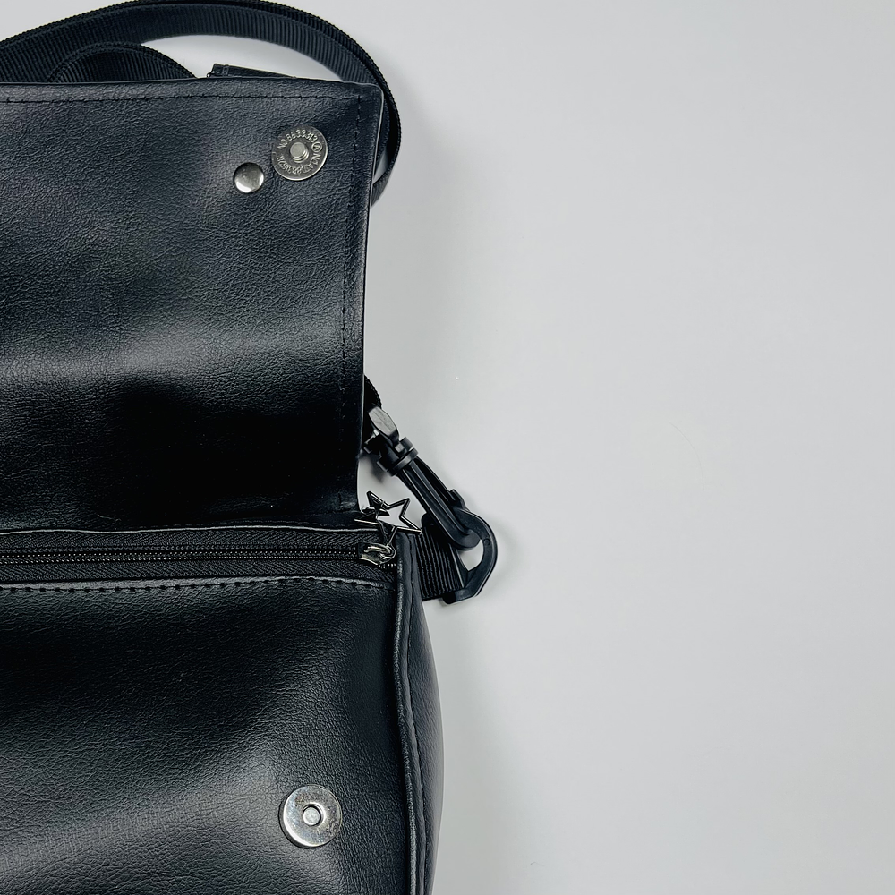 Bolso/Banano Sabrina Negro Fucsia 2